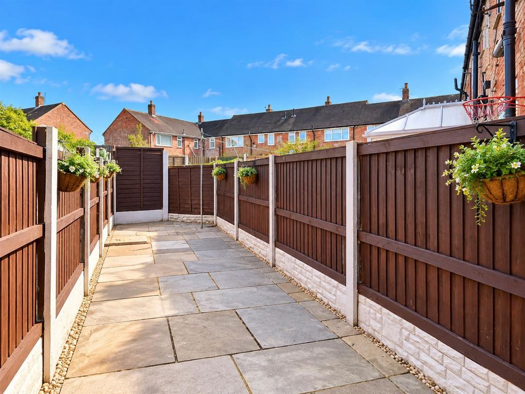 Property photo 3 of 14 3