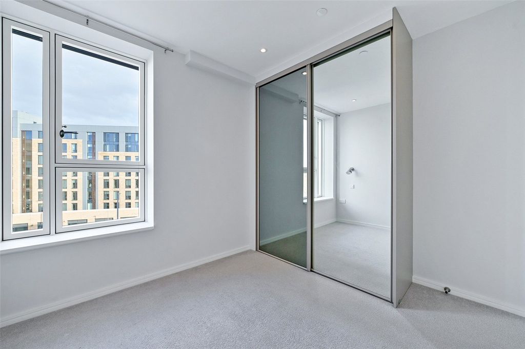 Property photo 3 of 5 Picture No. 04