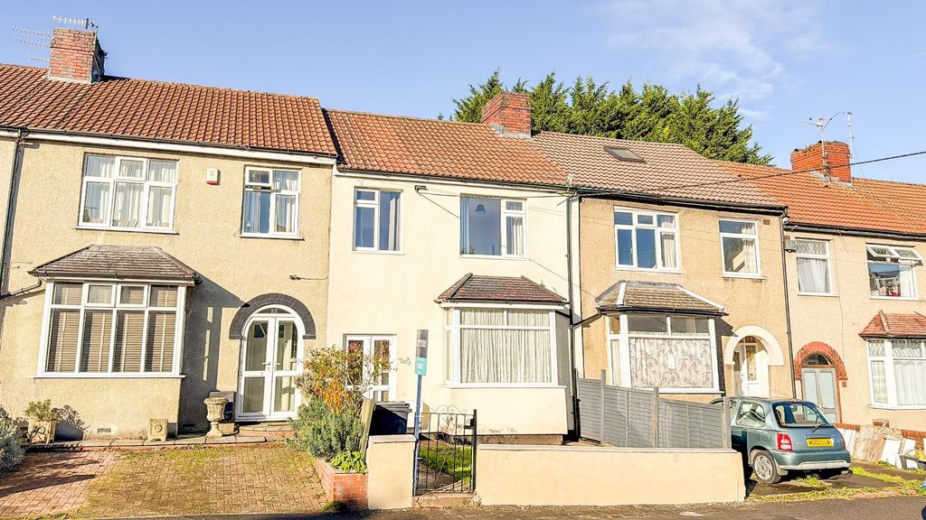 Property photo 2 of 18 Untitled-5949.Jpg