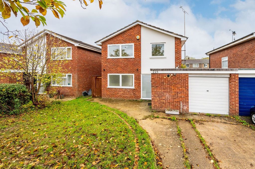 Property photo 1 of 16