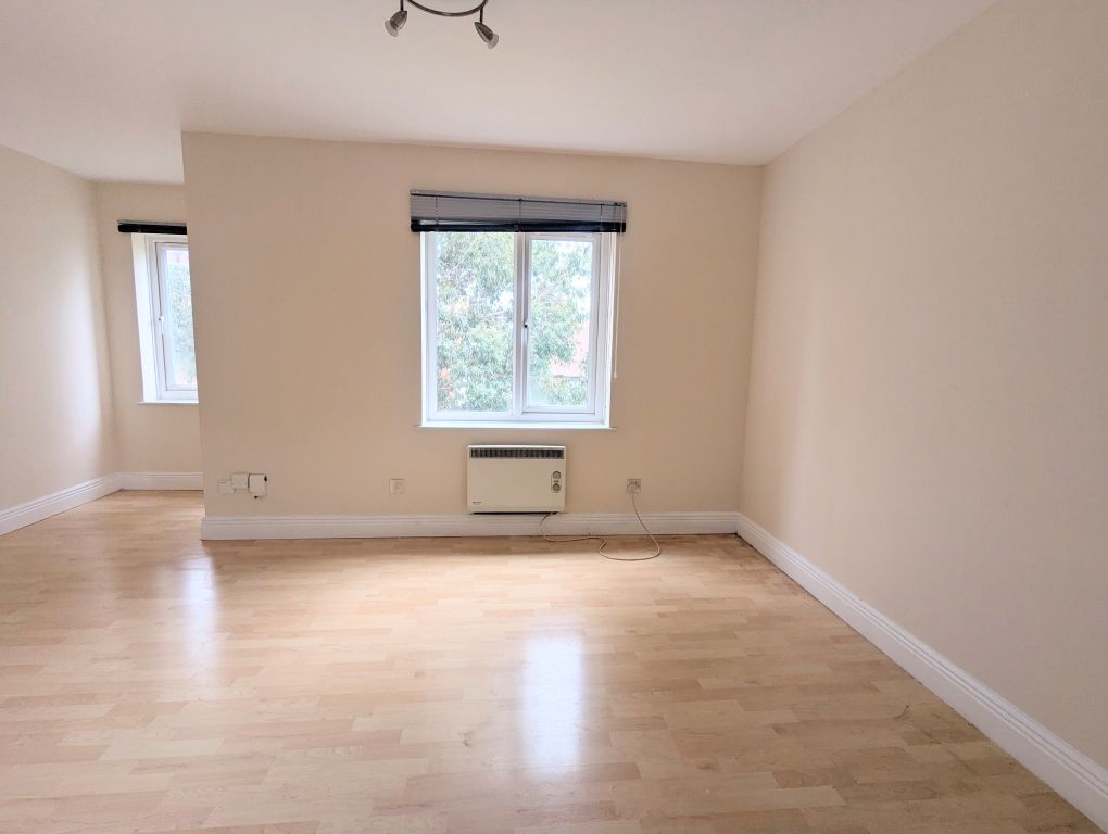 Property photo 3 of 9