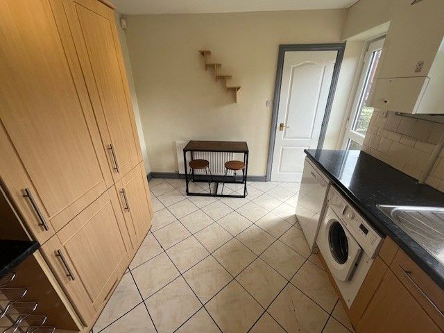 Property photo 3 of 13 12