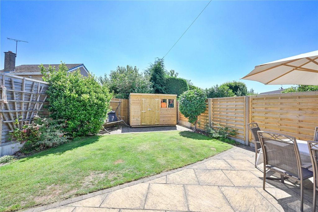 Property photo 2 of 20 Picture No. 27