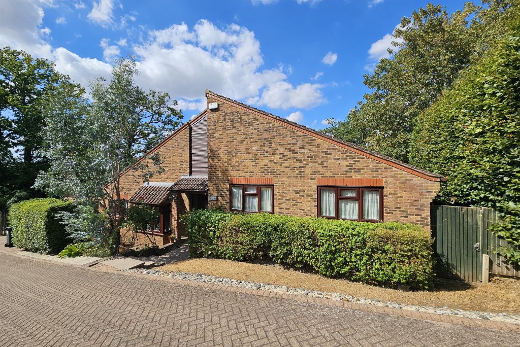 Property photo 1 of 21