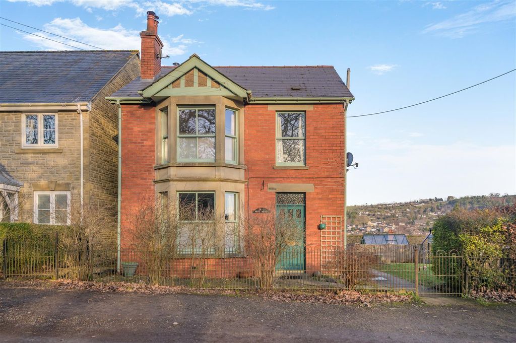 Property photo 1 of 27