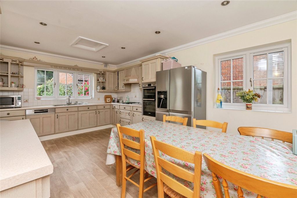Property photo 1 of 22 Kitchen