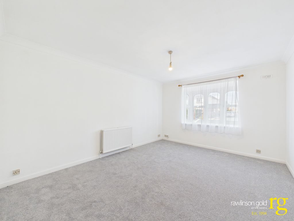 Property photo 2 of 5 =