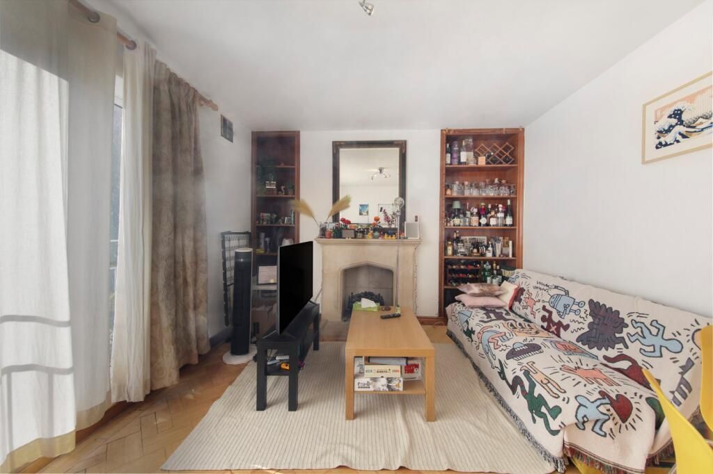 Property photo 3 of 10 4Af0c7Ab9Ceee60688A62A614B02B223.Jpeg