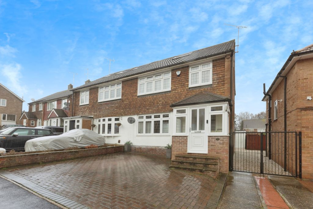 Property photo 1 of 17 Photography