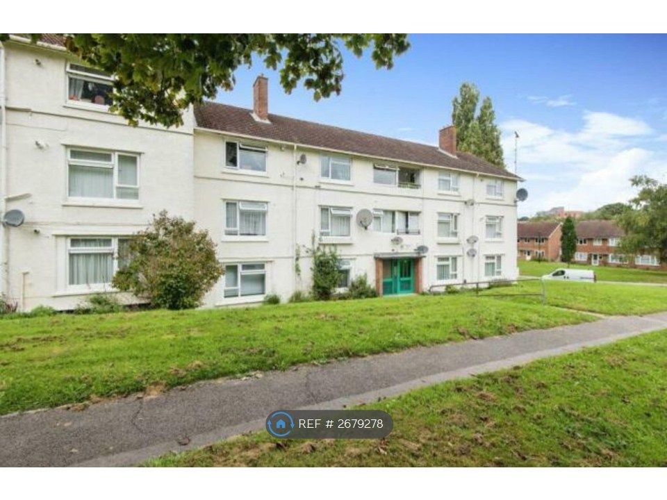 Property photo 1 of 12