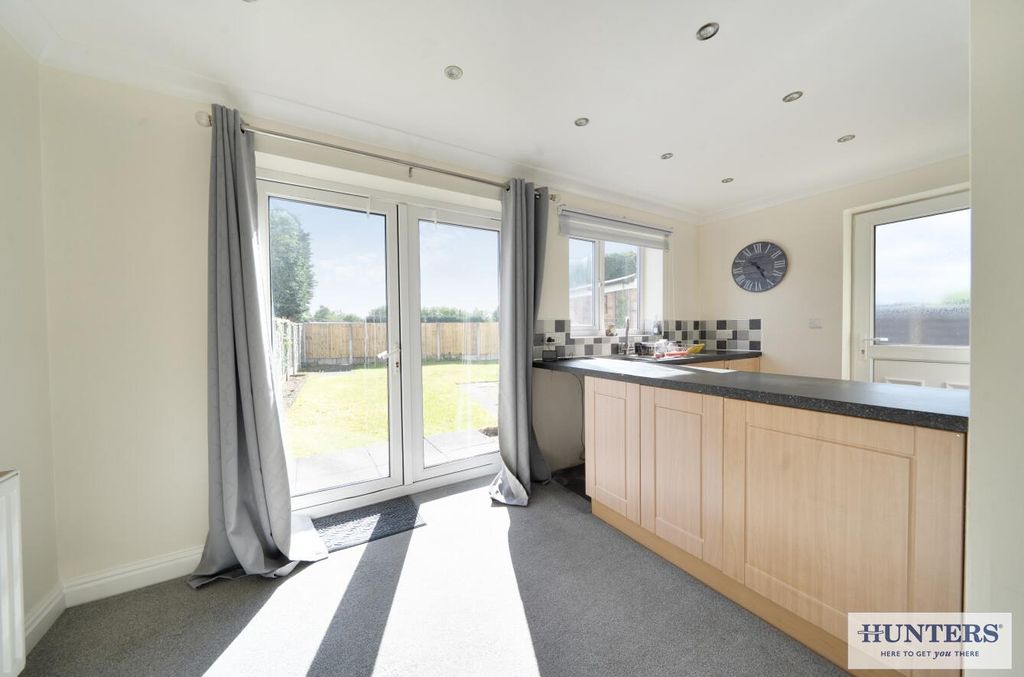 Property photo 3 of 18 0Ca62969-Ab7F-4c6A-Ac8F-053B97A5d8Ef.Jpg