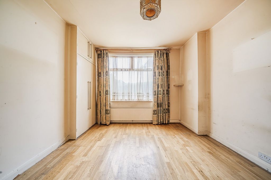 Property photo 2 of 12 Not Specified