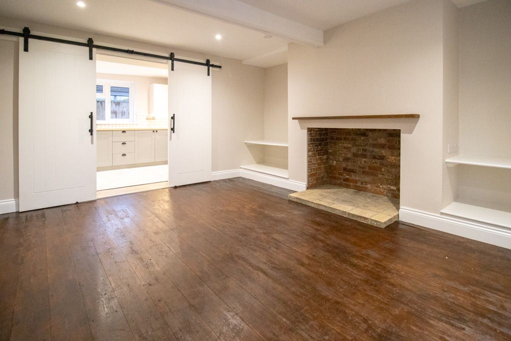 Property photo 2 of 22 4650715