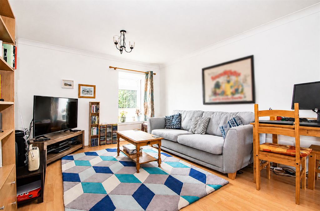 Property photo 2 of 17