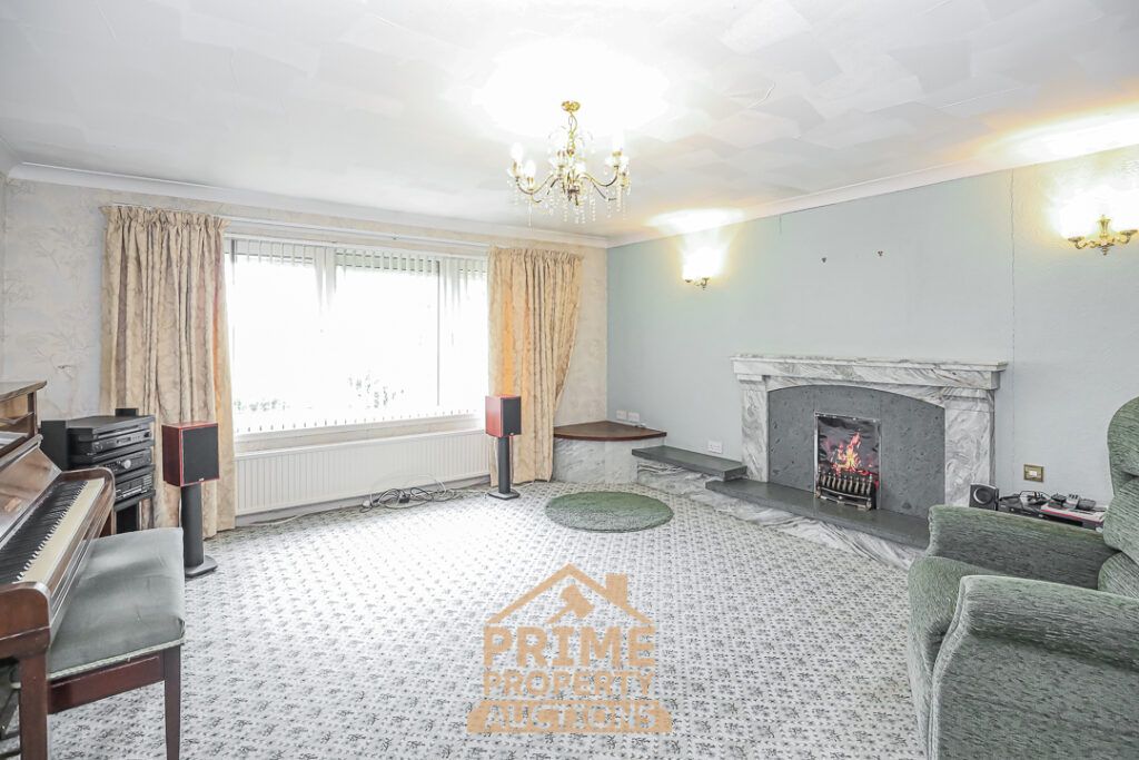 Property photo 2 of 31