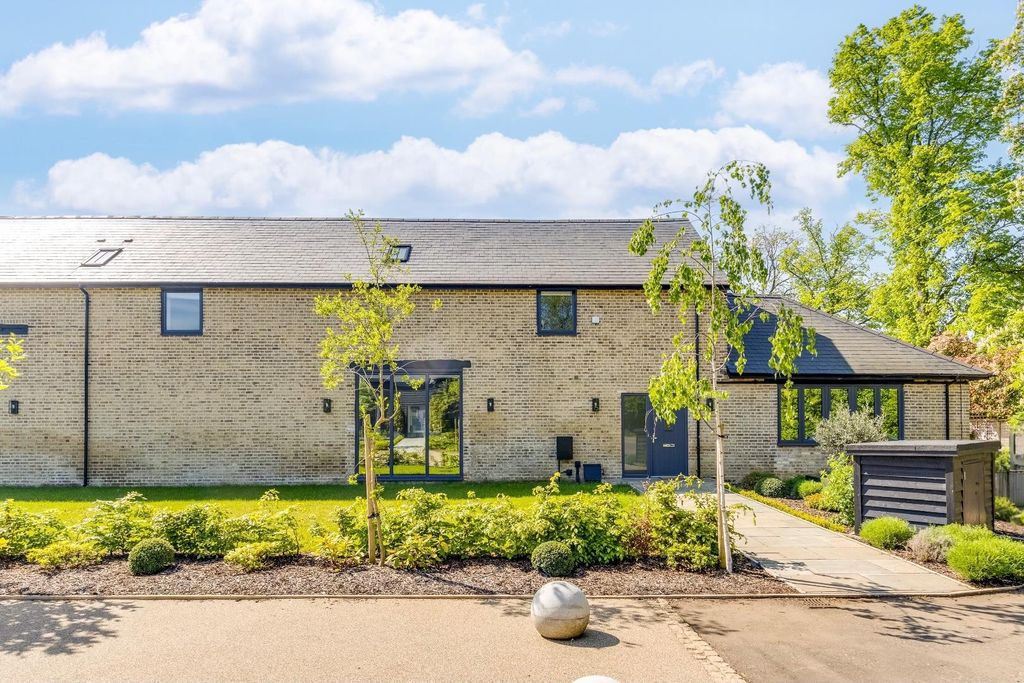Property photo 3 of 59 Moles Farm 2.Jpg