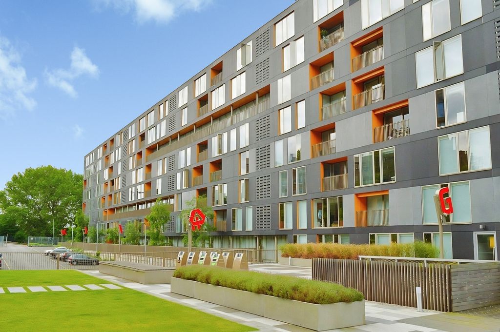 Property photo 2 of 8