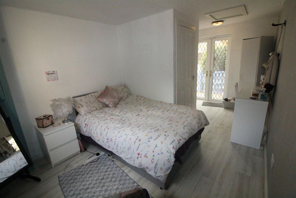 Property photo 3 of 17 Img_1317.Jpg
