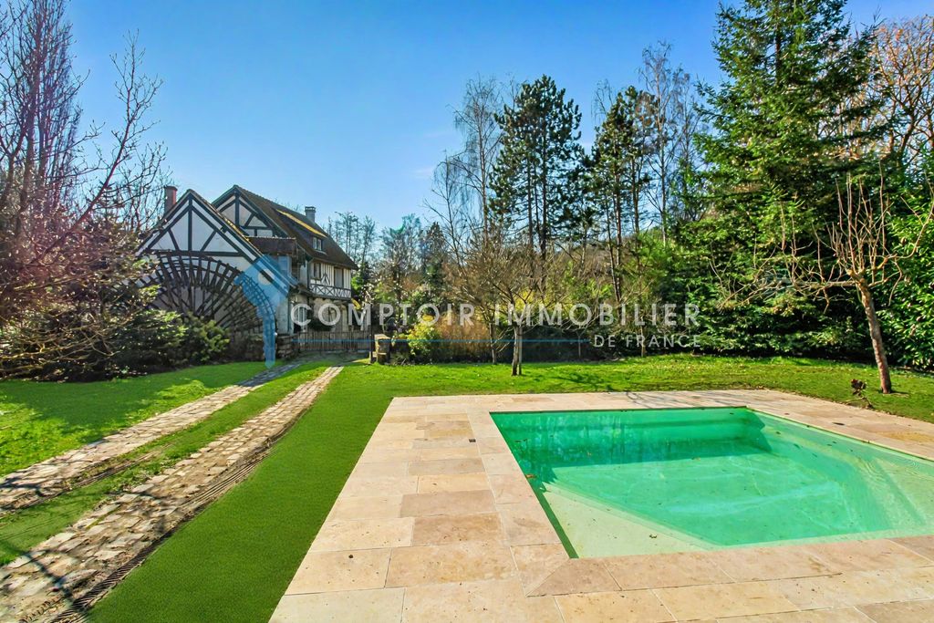 Property photo 3 of 12