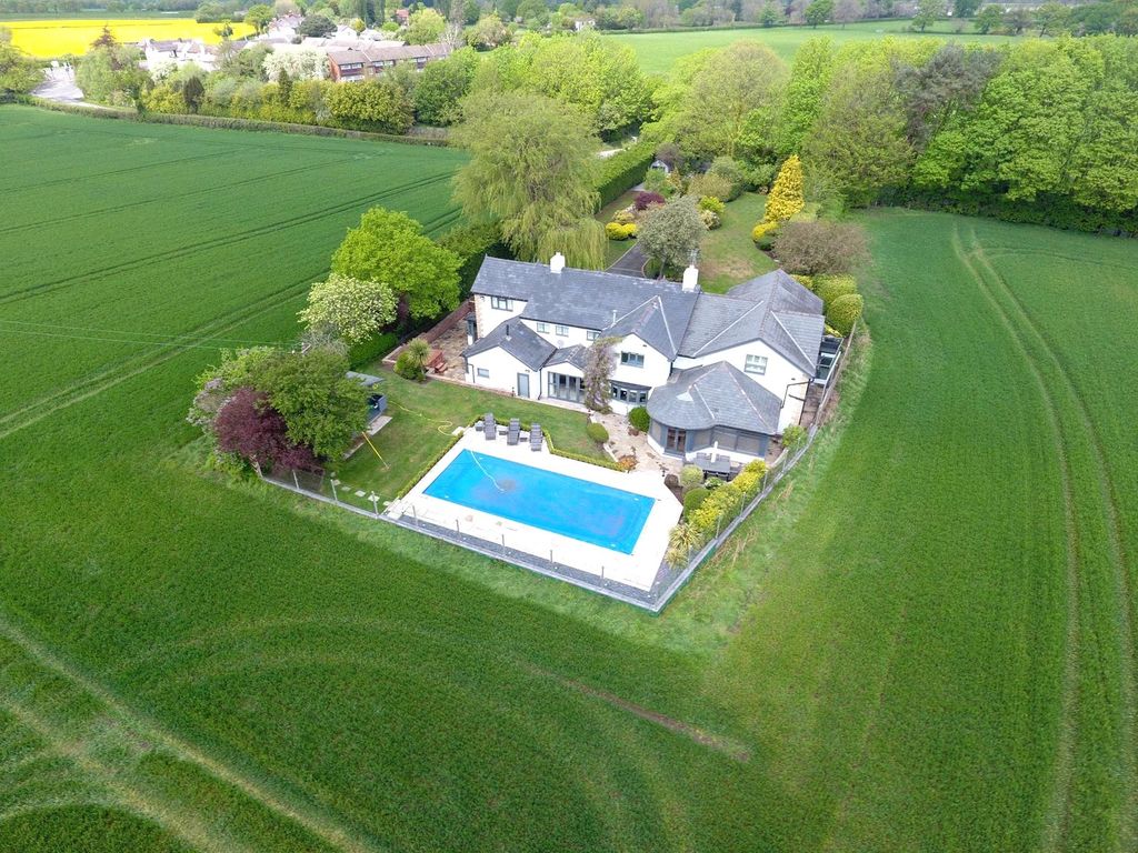 Property photo 3 of 30 Aerial