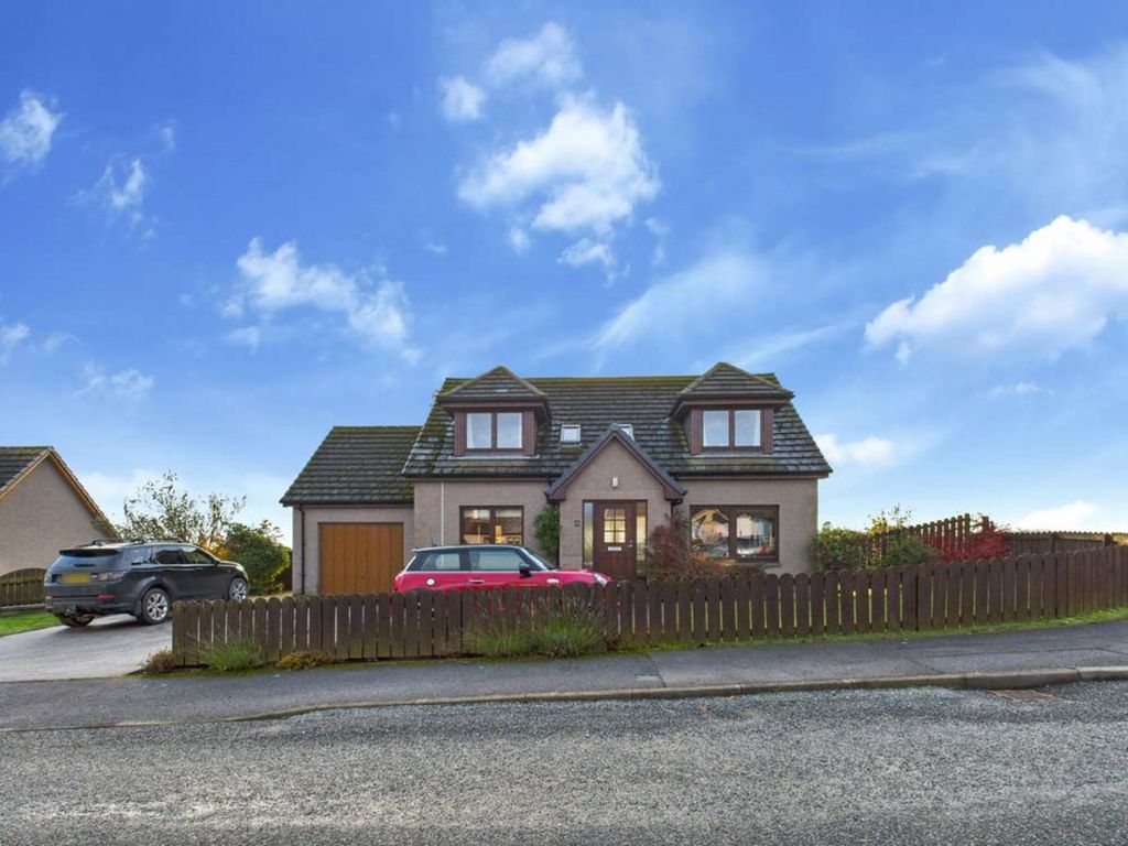 Property photo 1 of 39