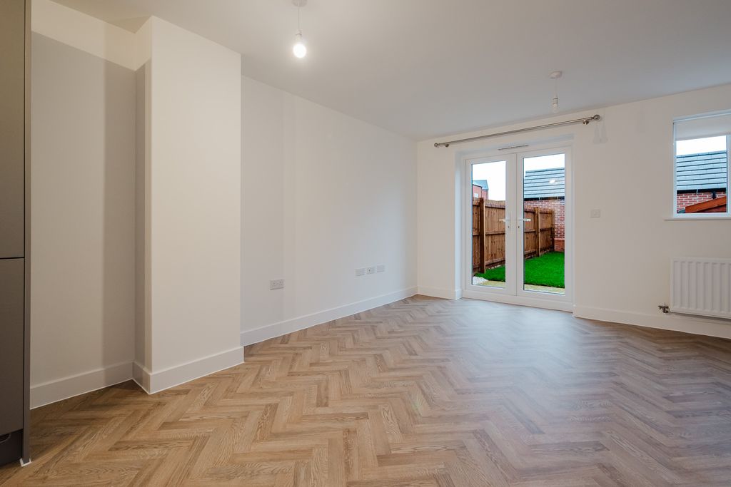 Property photo 1 of 15 Photo