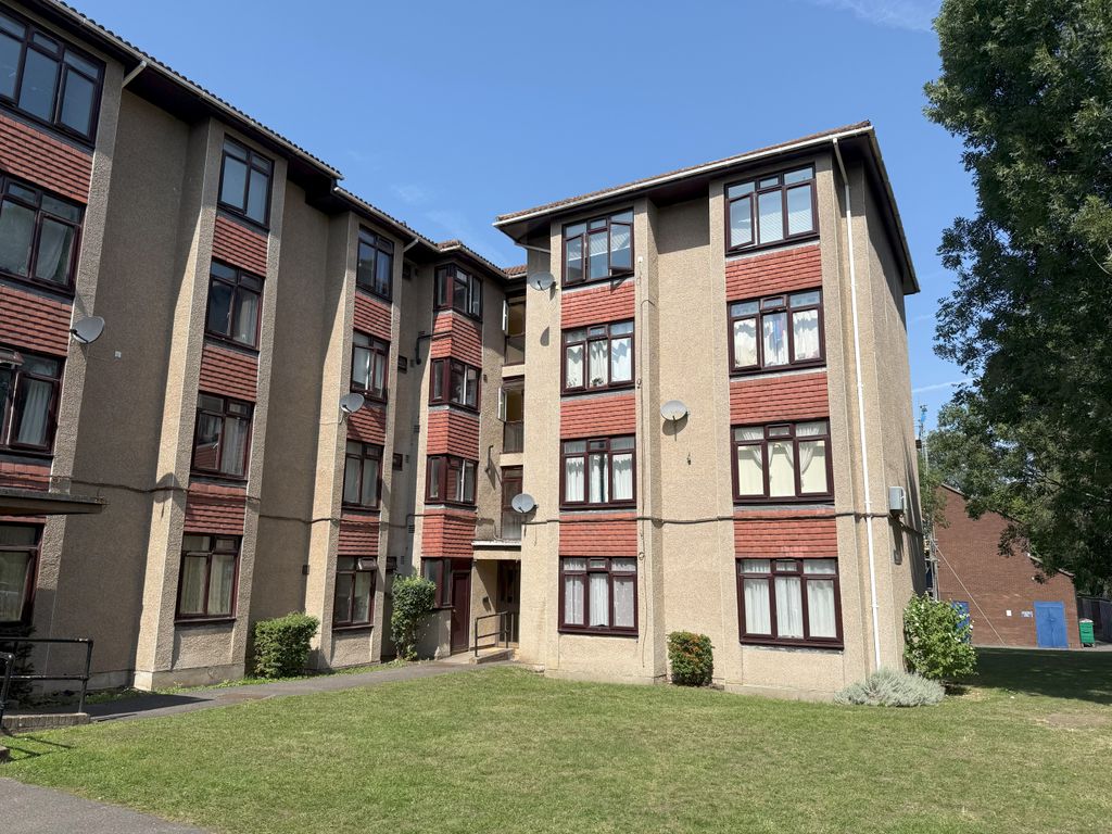 Property photo 1 of 12