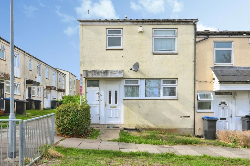 Property photo 1 of 9