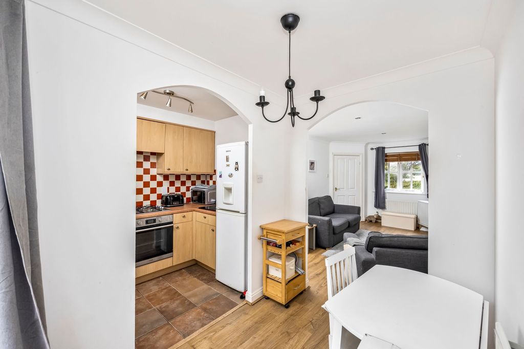 Property photo 3 of 15 Kitchen/Dining