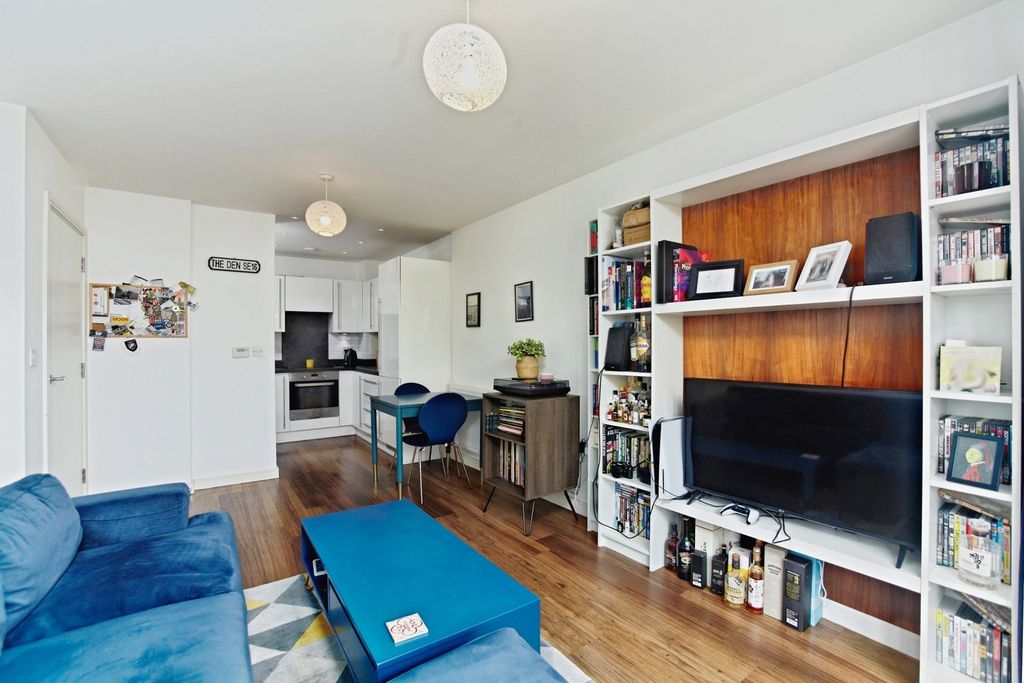 Property photo 1 of 13 Pbox-Img.Jpg