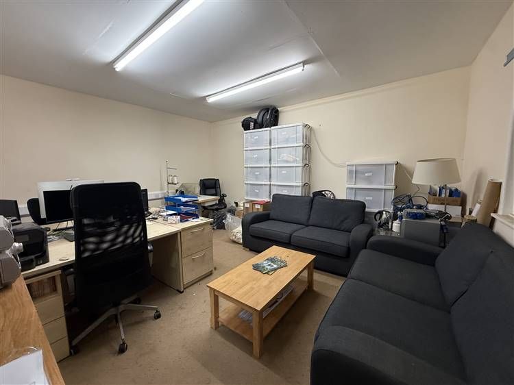 Property photo 2 of 4