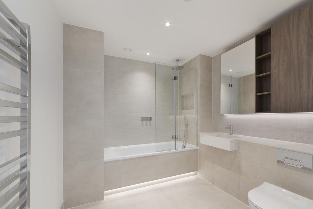 Property photo 3 of 4