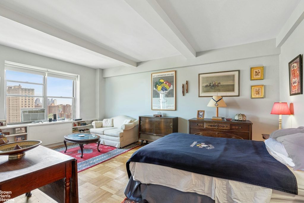 Property photo 3 of 9 <Alttext/>