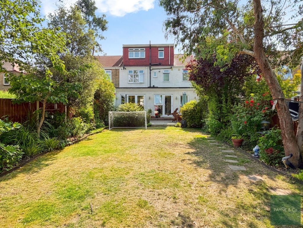 Property photo 3 of 31