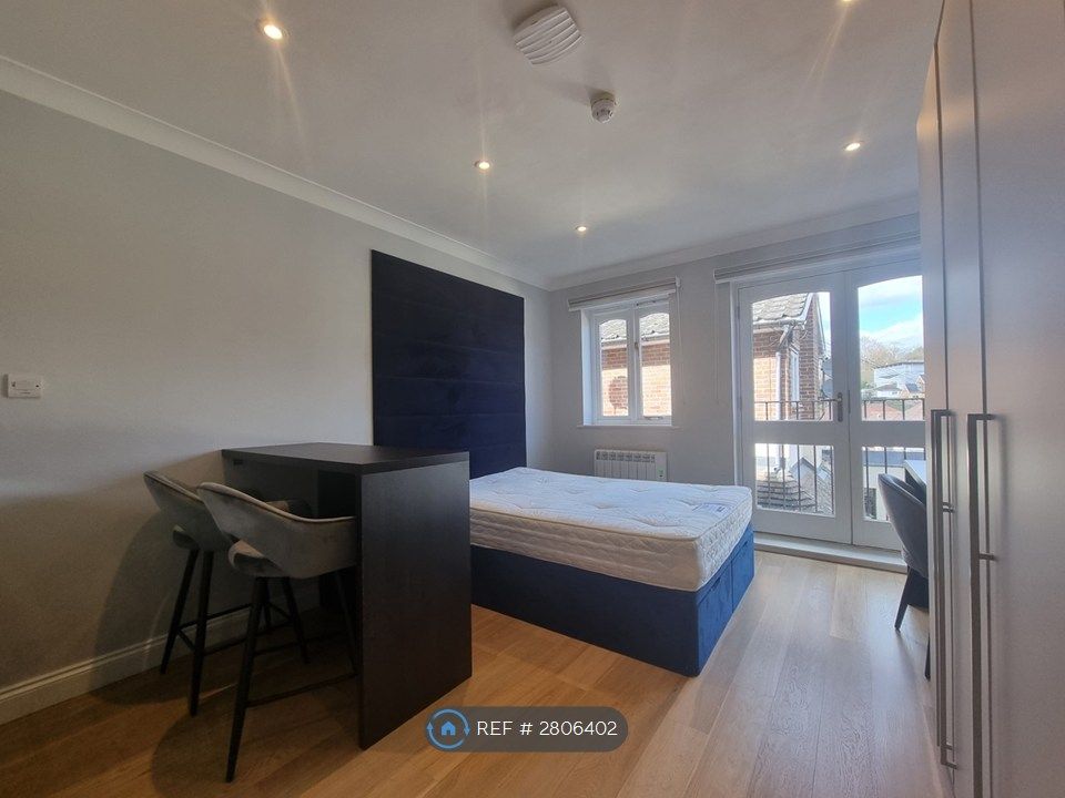 Property photo 3 of 8