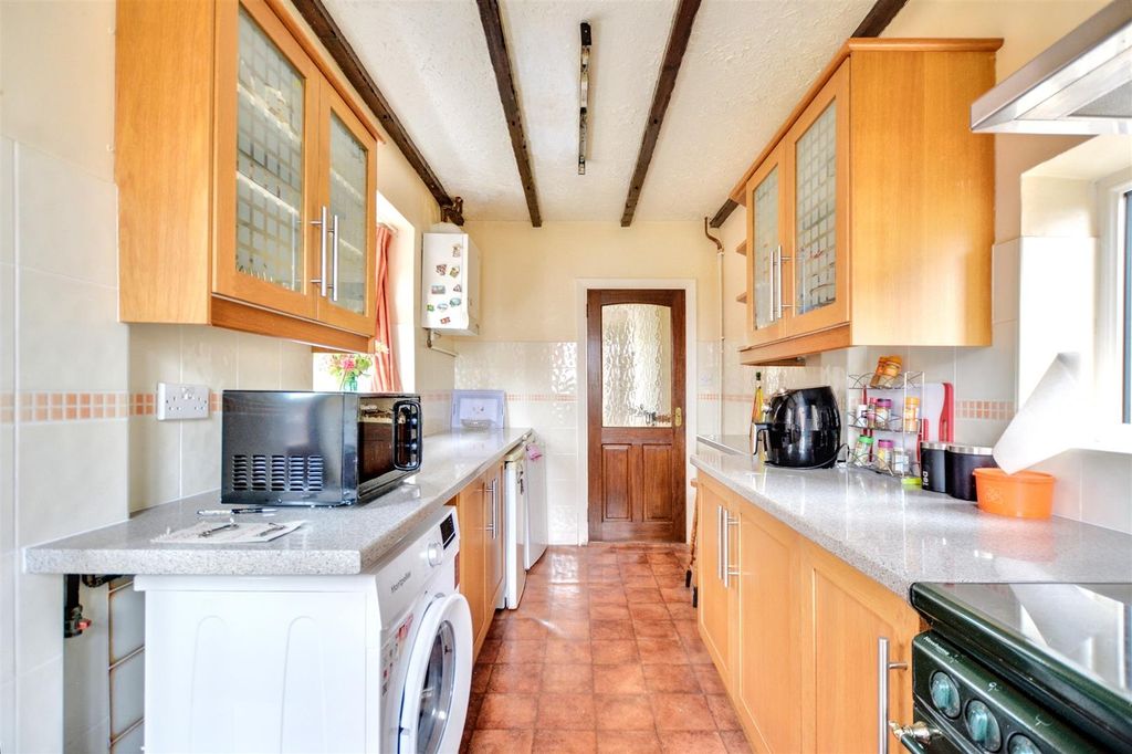 Property photo 2 of 20 Kitchen_2.Jpeg