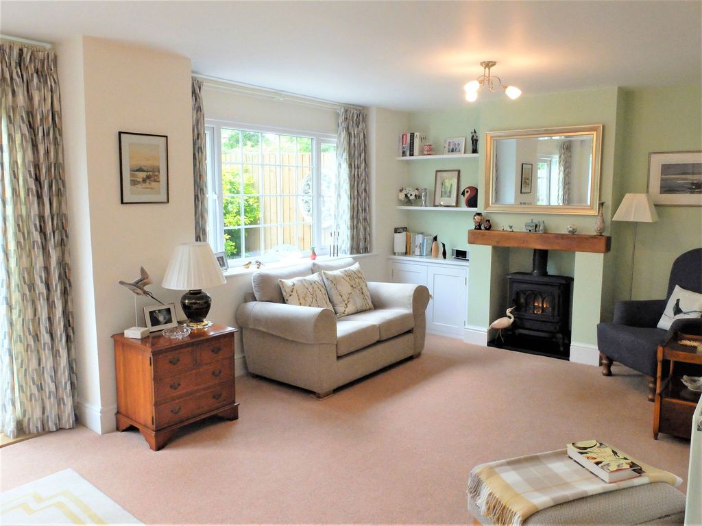 Property photo 3 of 15