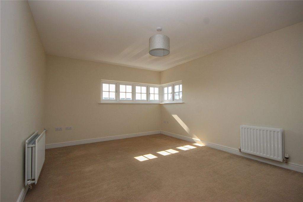 Property photo 3 of 9 Picture No. 21