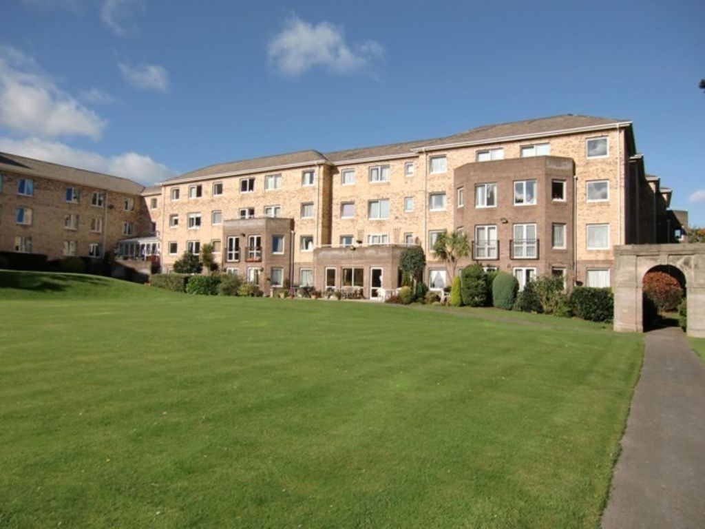 Property photo 2 of 14