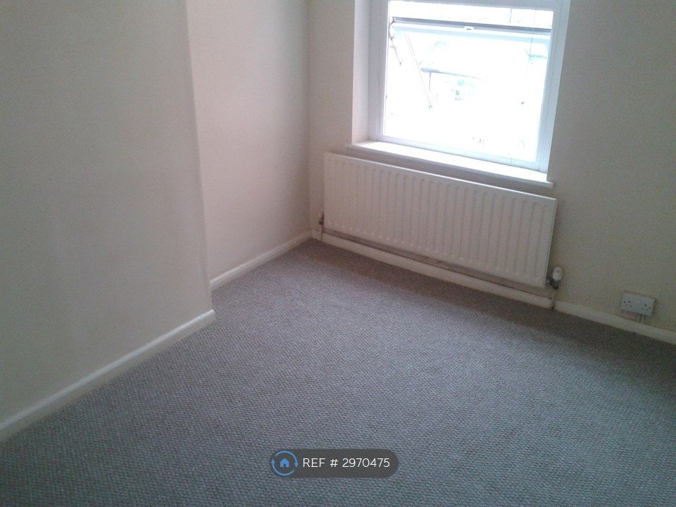 Property photo 3 of 9 Back Bedroom
