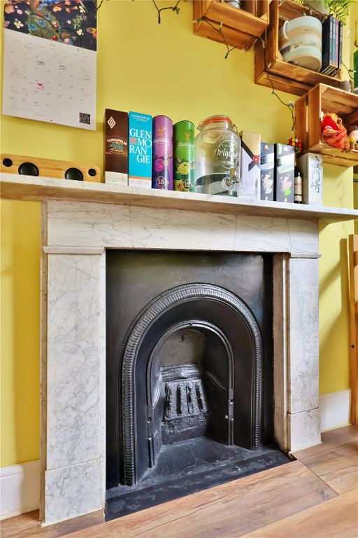 Additional image 12 of 1 bed flat for saleBroomhall Road, Woking, Surrey GU21