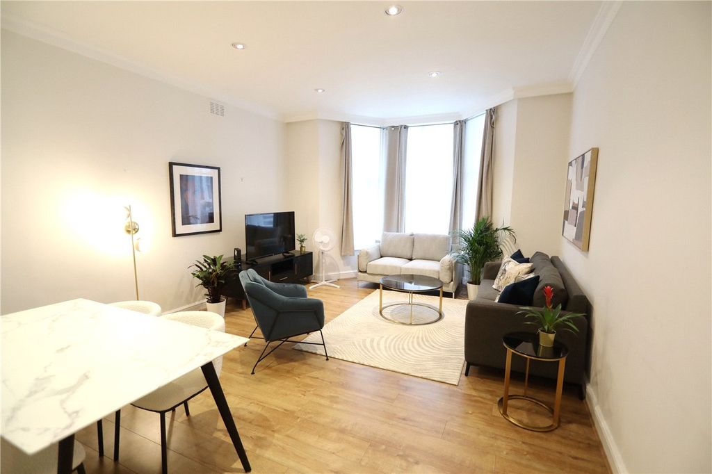 Property photo 1 of 10 Reception Room