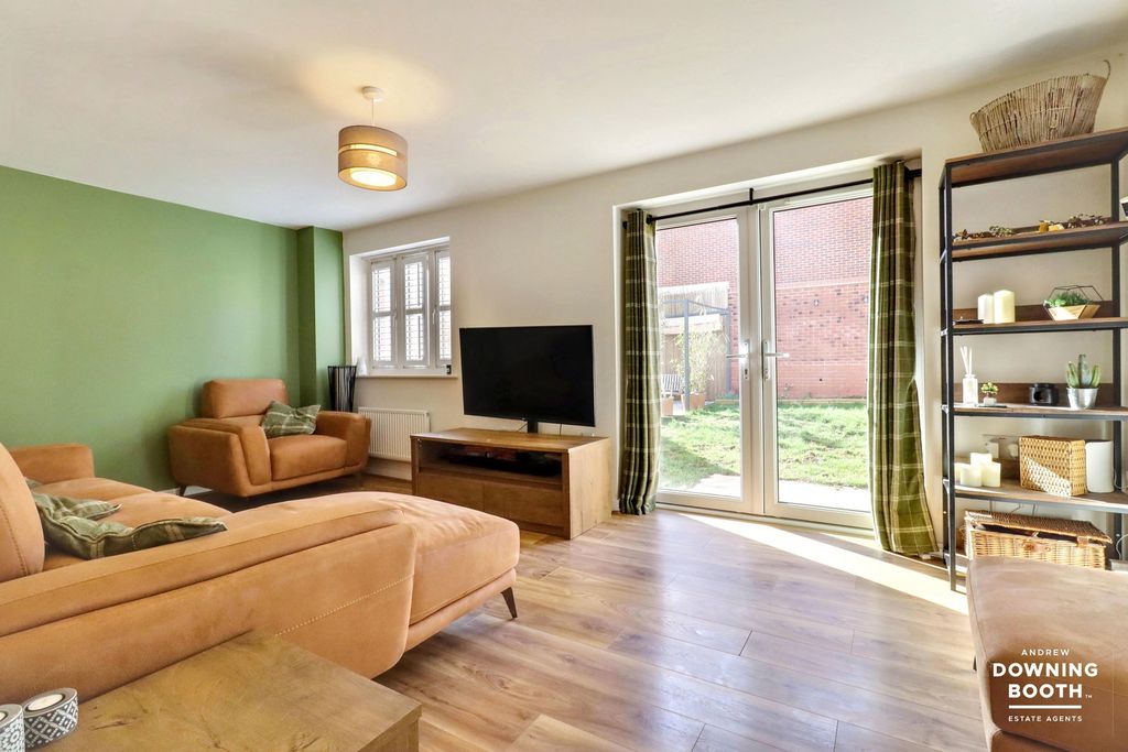 Property photo 2 of 29