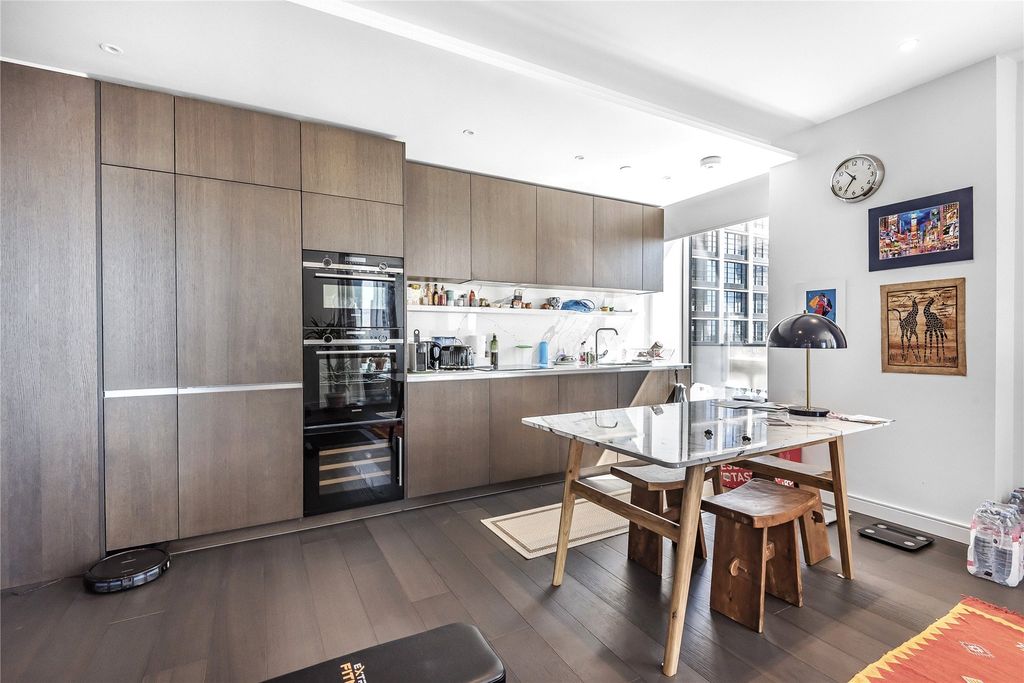 Property photo 3 of 8 Picture No. 09