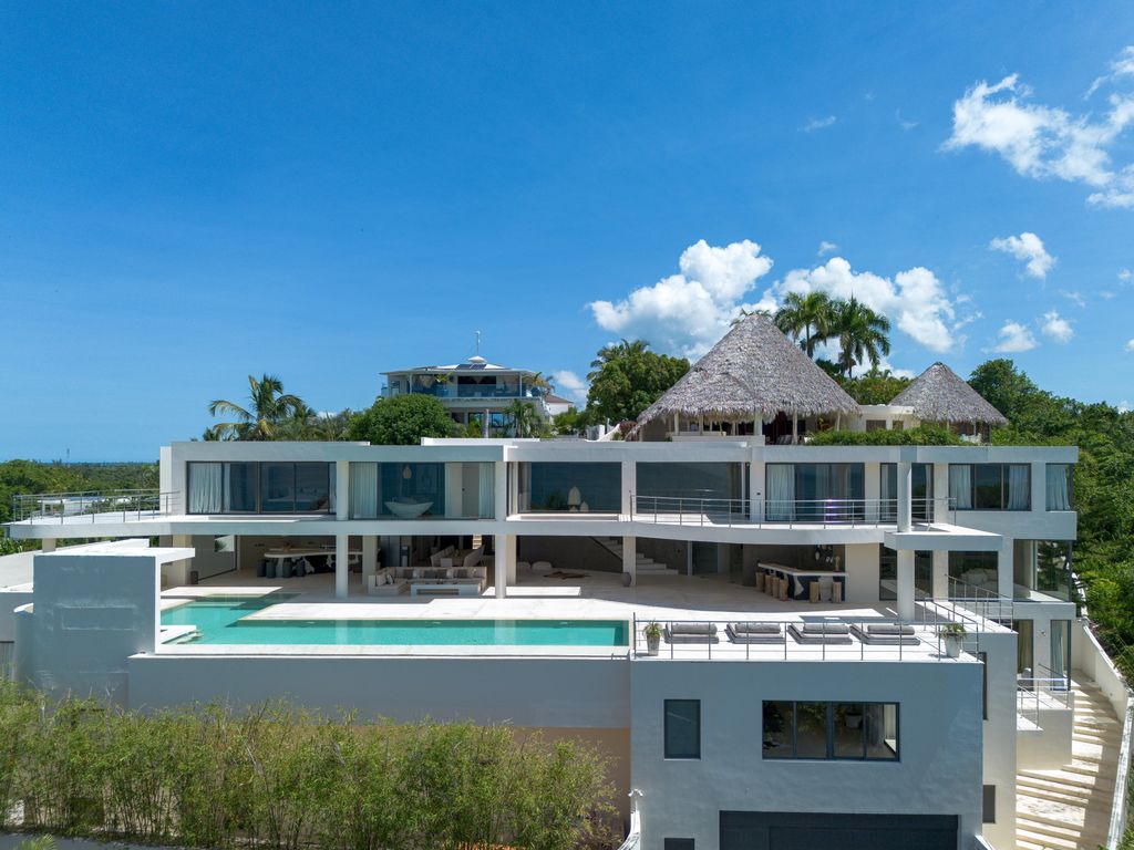 Property photo 1 of 29