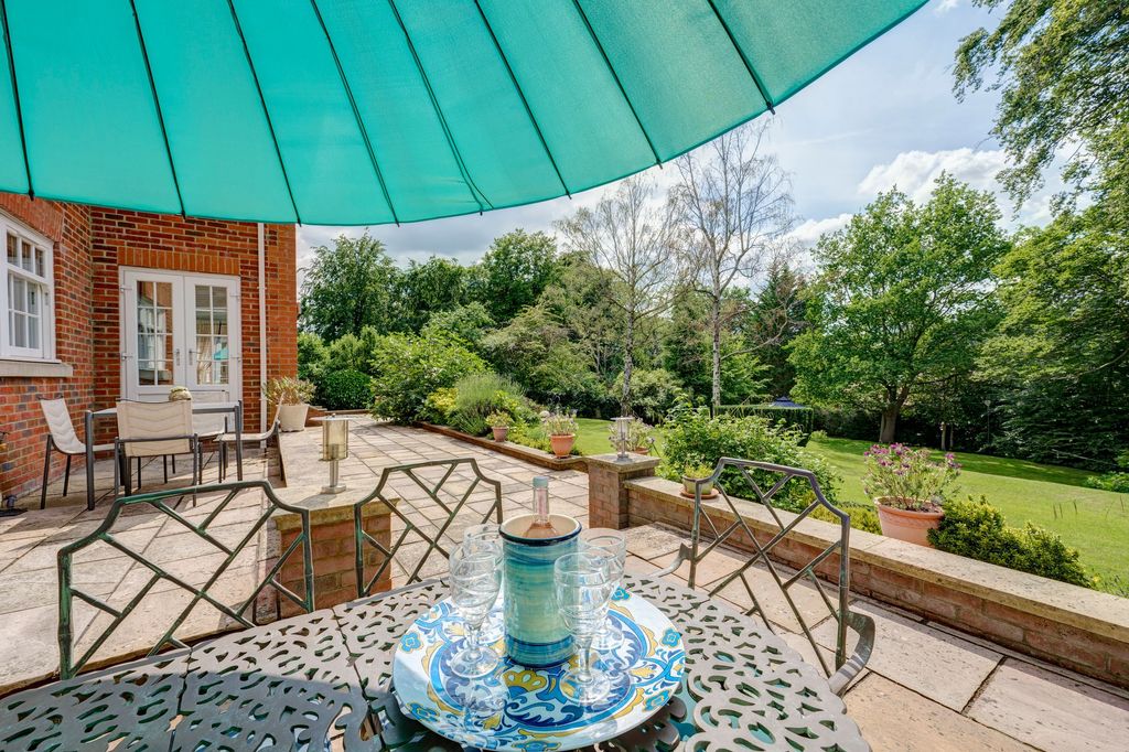 Additional image 6 of 8 bed detached house for saleWestfield Road, Beaconsfield HP9