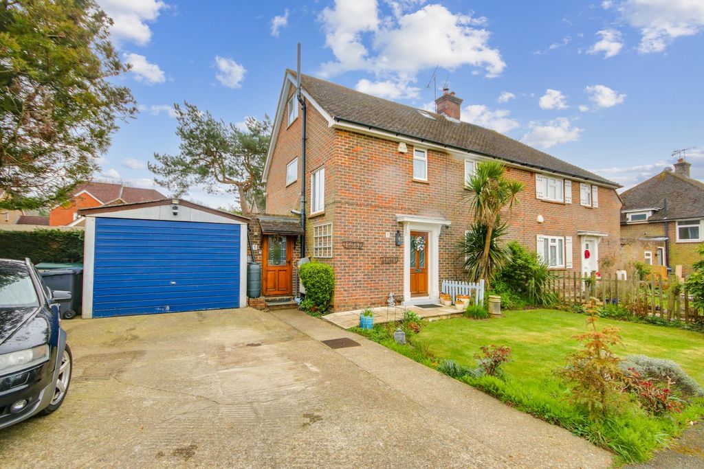 Property photo 1 of 24