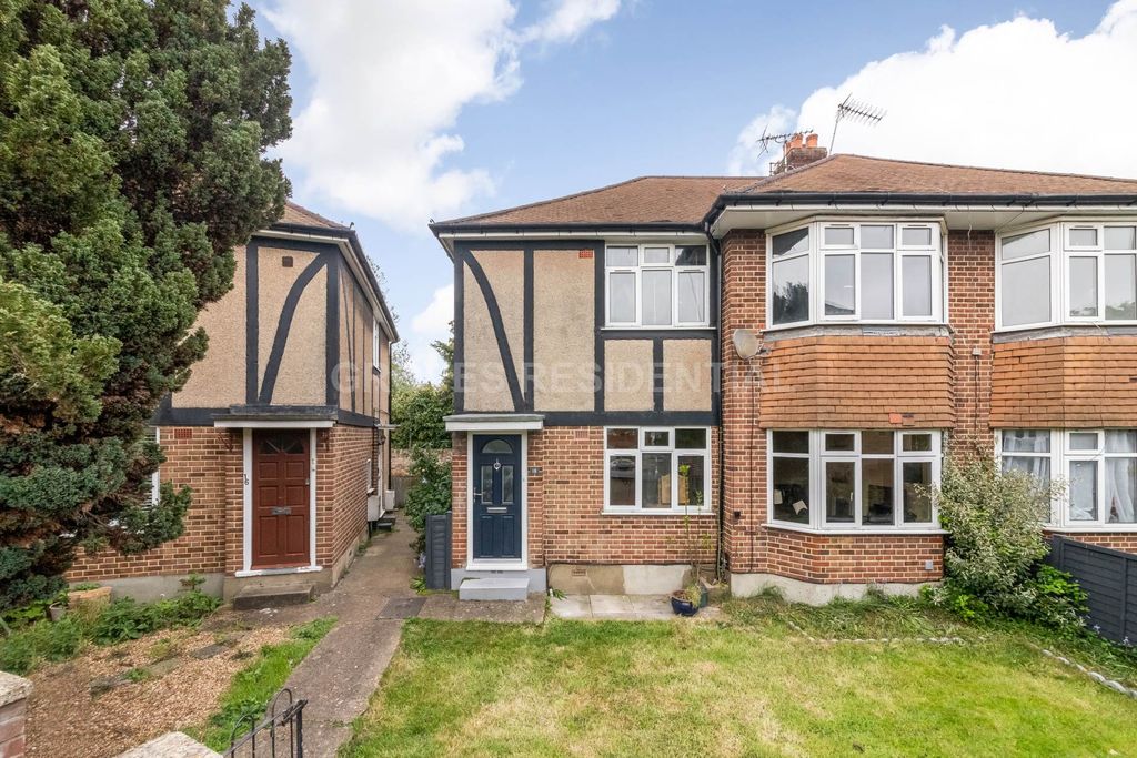 Property photo 1 of 9