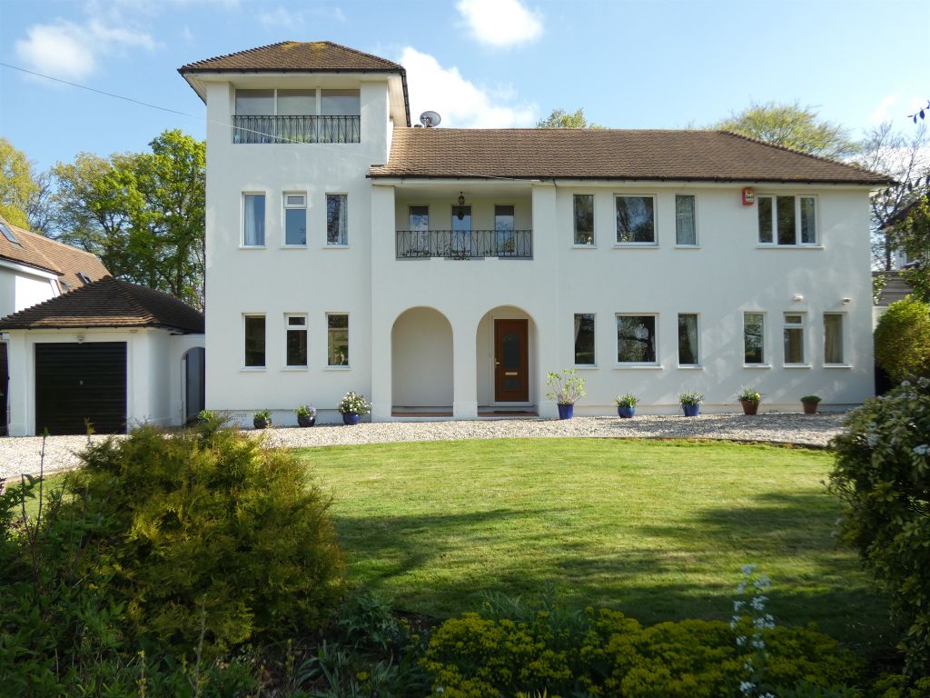 Property photo 1 of 34