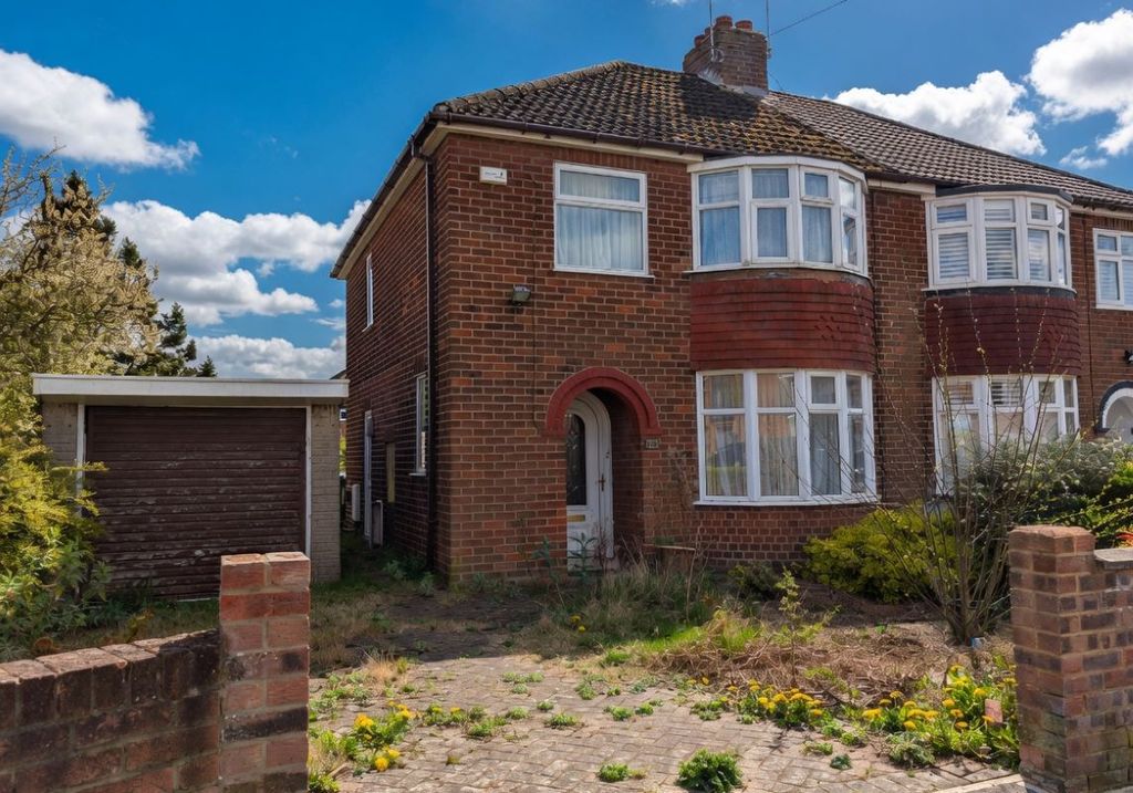 Property photo 1 of 2